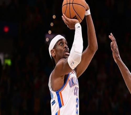 亞歷山大談關鍵三分：我就是很自信地出手幸運的是這次投進了