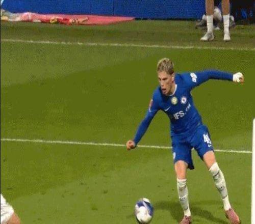 【足總杯】造紅牌+進(jìn)球加納喬助切爾西4比2逆轉(zhuǎn)