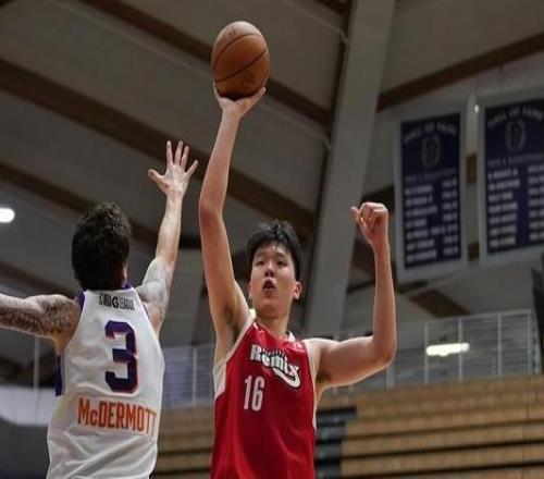 杨瀚森15+9+5撕裂之城混音险胜山谷太阳