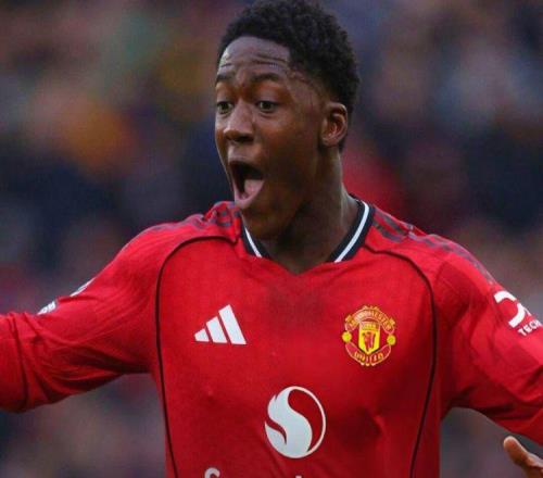 曼聯(lián)為新帝星續(xù)約設(shè)定周薪上限，談判時間已定！一弱點暴露需改進