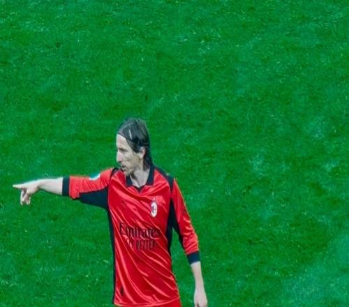 那個我在圣西羅媒體看臺遇到、來自伊拉克的足球博主米蘭印記