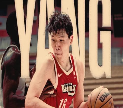 楊瀚森背靠背轟15+9+5！但定位模糊，又被打到頭部！