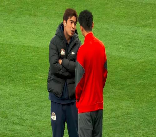 從隊(duì)友變對(duì)手！2國安舊將中超首秀各為其主，球迷感慨：不走多好