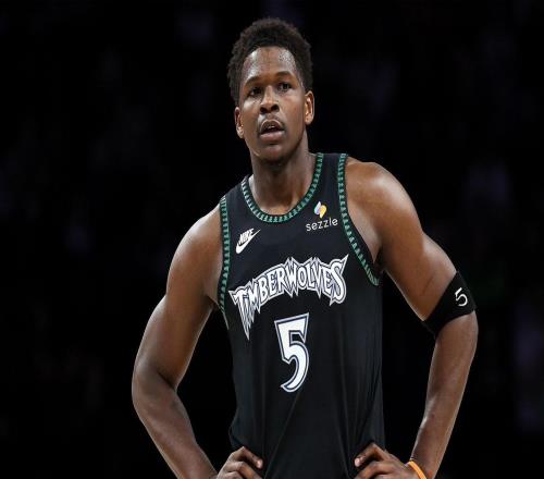 喬丹的贊揚，森林狼愛德華茲收到喬丹的鼓勵信息后作何反應