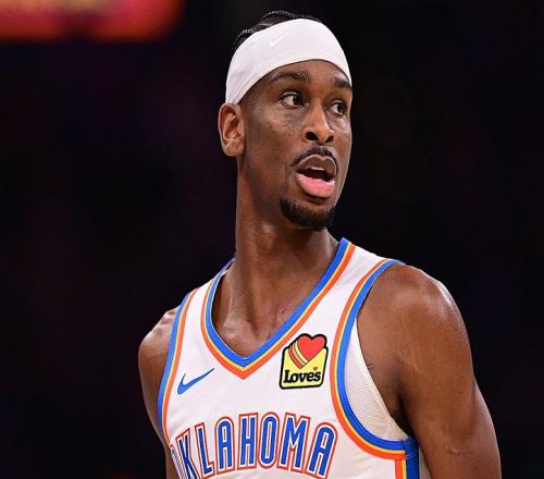 僅差1場(chǎng)！SGA迎來(lái)神級(jí)里程碑，NBA首支50勝球隊(duì)誕生