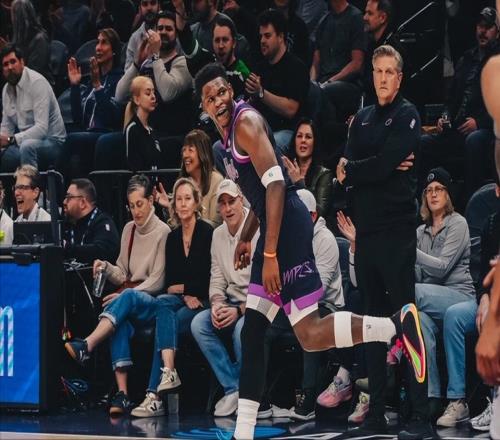 空砍34分5連勝終結(jié)，華子獲喬丹稱贊！火箭隔空獲神助攻重返第三