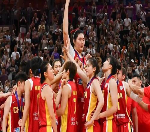 女籃熱身賽三連勝，劉禹彤離隊(duì)，宮魯鳴目標(biāo)進(jìn)入世界杯