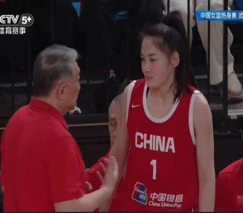光漂亮有啥用三戰(zhàn)三分12中2+0罰球7失誤，宮導(dǎo)看錯人，趕快換了