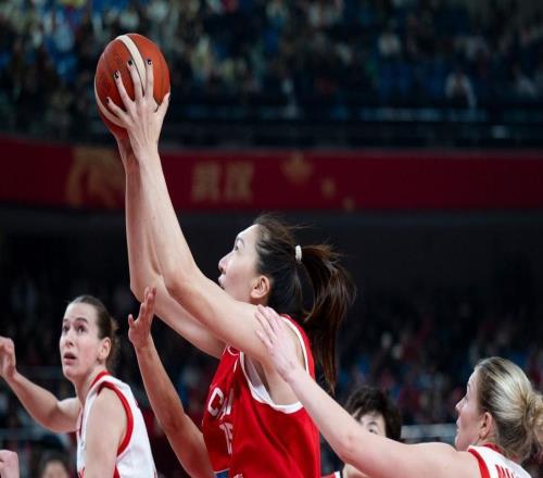 中國女籃85比51大勝捷克女籃！五連勝收官熱身賽，將在武漢征戰(zhàn)世界杯資格賽