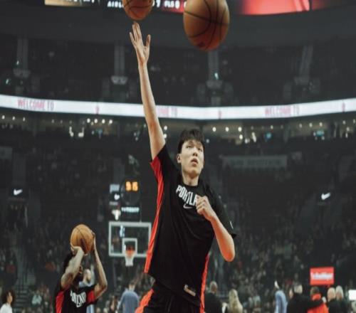 楊瀚森工作室：背靠背靠背，高強(qiáng)度賽程下依舊穩(wěn)定發(fā)揮