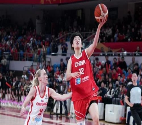 中國女籃熱身賽喜憂參半雙塔回歸仍握晉級主動