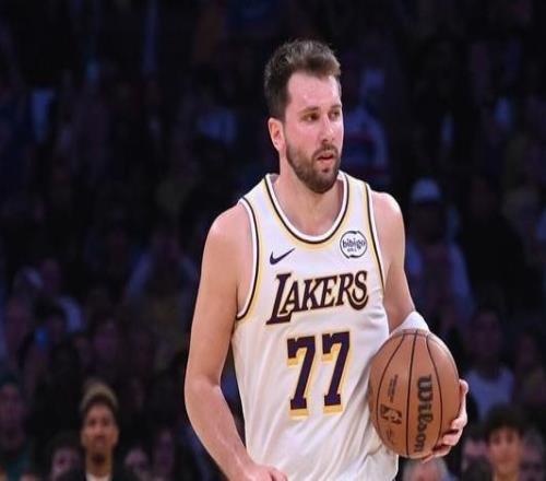 東契奇：面對(duì)尼克斯能打出如此防守表現(xiàn)對(duì)全隊(duì)而言意義非凡