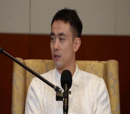 趙繼偉談國家隊(duì)集訓(xùn)：第一天開會(huì)就強(qiáng)調(diào)全力爭(zhēng)勝?zèng)]有退路必須贏