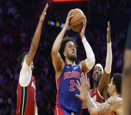 最多落后29分！大黑馬4連敗現(xiàn)原形：全隊沮喪離場，東部要變天