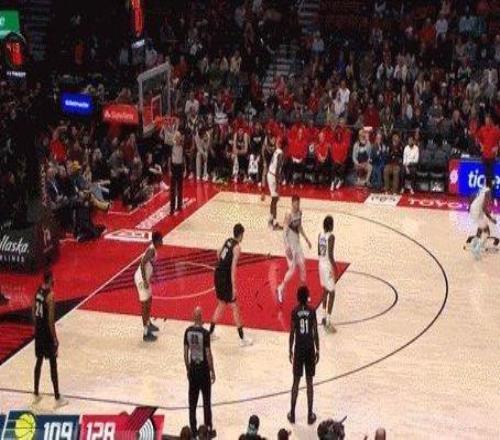 好哥們！助攻瀚森上演五佳球暴扣韋斯利激情慶祝