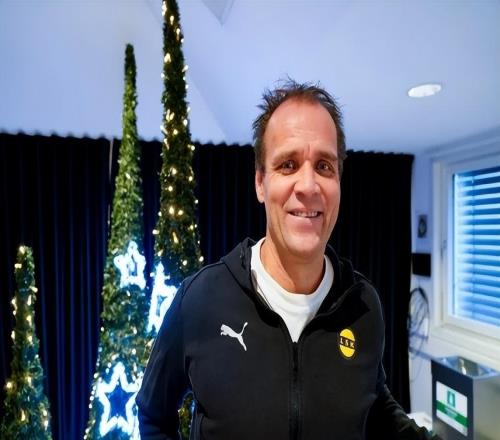 41場不敗！厄德高父親執(zhí)教成功沖超，球迷：看到厄德高以后的樣子