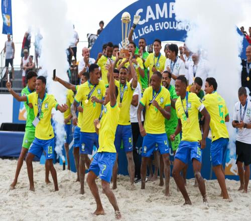 誰(shuí)是桑巴軍團(tuán)的9號(hào)巴西世界杯鋒線排名