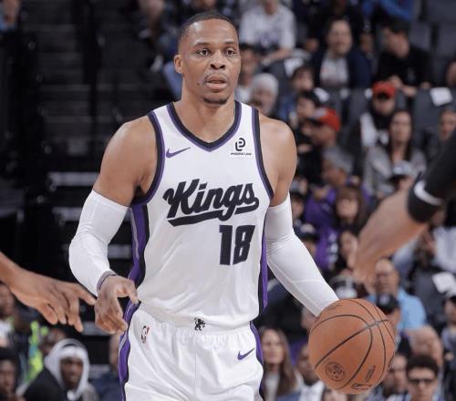 威少生涯總籃板突破9000，成為史上最老20+10+10+0失誤球員