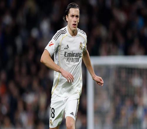 皇馬官方：卡雷拉斯右小腿腓腸肌肌肉受傷，情況有待觀察