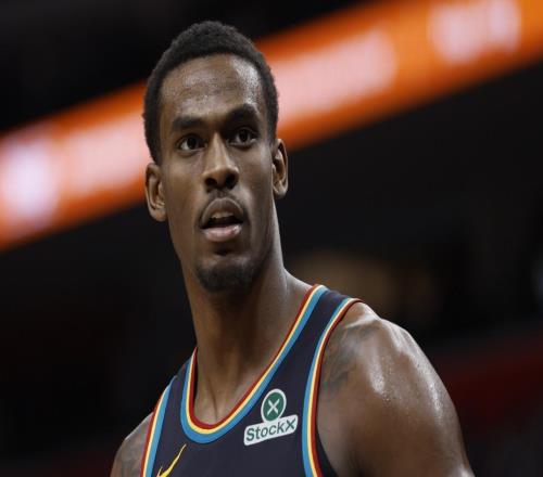 12中10砍24分5板！杜倫5罰4中+18正負(fù)值難救主活塞吞四連敗