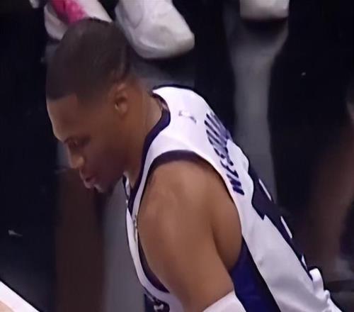 37歲威少又創(chuàng)8紀錄！208三雙夜與勒布朗爭輝國王想續(xù)約他有理