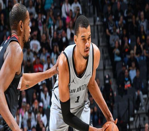 暴揍火箭16戰(zhàn)15勝，文班90分鐘轟94分！5大理由證明馬刺真要爭冠