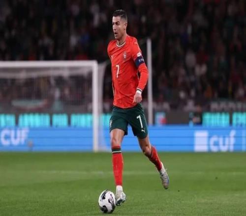 同樣生于1985，27輪意甲踢滿21場，他比C羅更配去世界杯