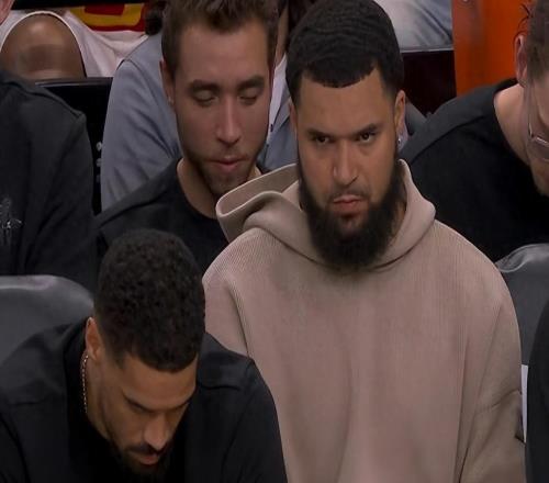 火箭隊(duì)25分慘敗，賽后球員評(píng)分，6人及格，2人低分被批評(píng)