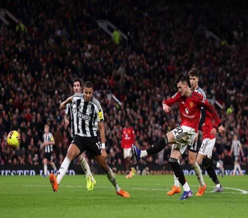 謝什科設(shè)定曼聯(lián)下個目標(biāo)！首發(fā)位置恐不保，卡里克或做陣容大調(diào)整