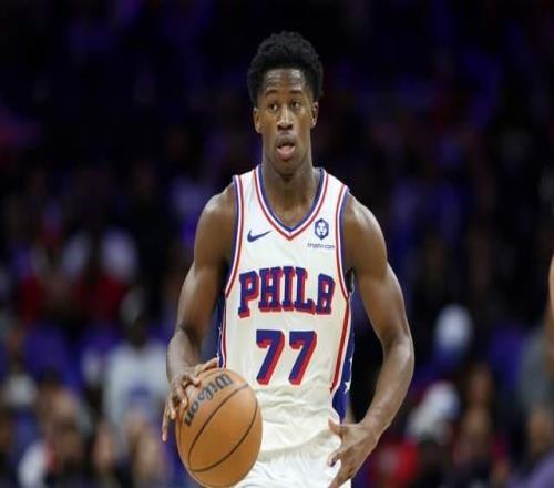 騎士vs76人前瞻：哈登劍指里程碑，76人三核缺陣難逃被橫掃