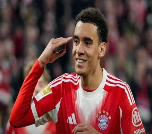 德甲第25輪綜述：拜仁5連勝+11分領(lǐng)跑，狼堡8輪不勝深陷降級區(qū)