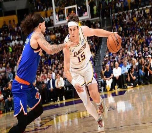 NBA詹姆斯缺席，東契奇和里夫斯接管比賽，預(yù)示他們才是湖人未來(lái)