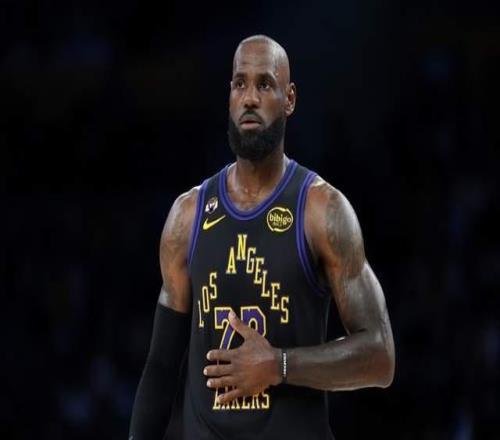 一夜3大消息！哈登迎里程碑，詹姆斯傷情更新，實(shí)力榜大變動(dòng)