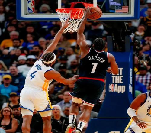 勇士輸球掉第9，網(wǎng)友：勇士又要吃附加賽福利了，為什么會(huì)這么說(shuō)