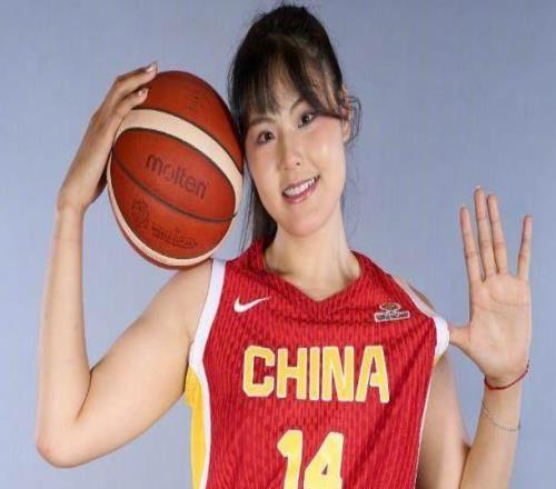 中國女籃定妝照出爐！劉禹彤確定落選張子宇最搶眼