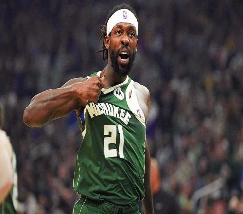 雙標，馬刺隊文班亞馬哭了后，前NBA球員貝弗利公開批評雙重標準