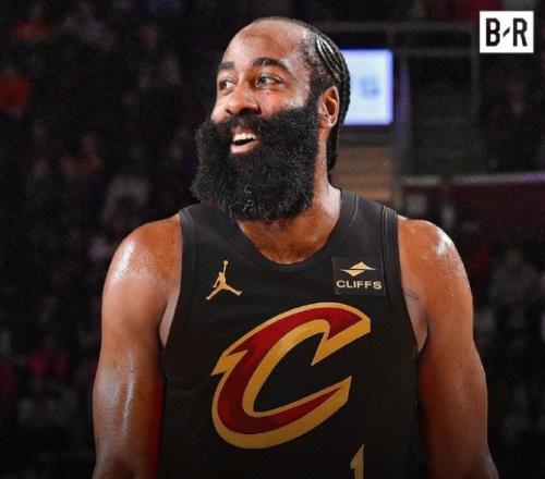 哈登29000分里程碑：歷史第9+現(xiàn)役第3僅輸詹杜神跡歷史唯一