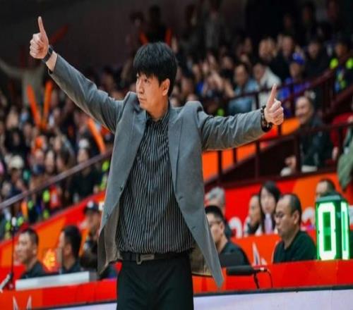 山东男篮全新阵容亮相！邱彪拒绝爆冷，约翰逊首秀，央视直播