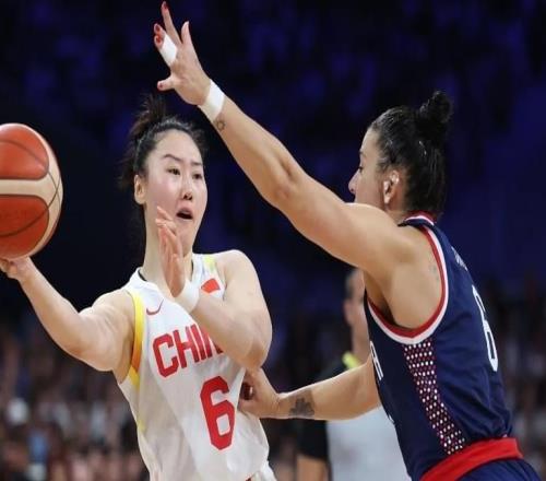 狂轟37分后再砍31分！女籃小鋼炮殺瘋了：宮魯鳴該讓她重返國(guó)家隊(duì)