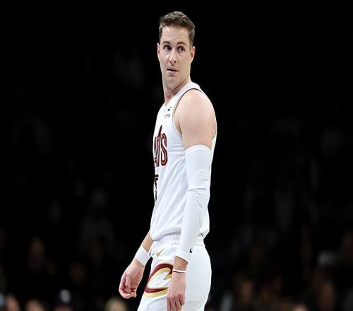 神起來像神鬼起來像鬼！騎士超級投手面對76人竟沒有命中1記三分