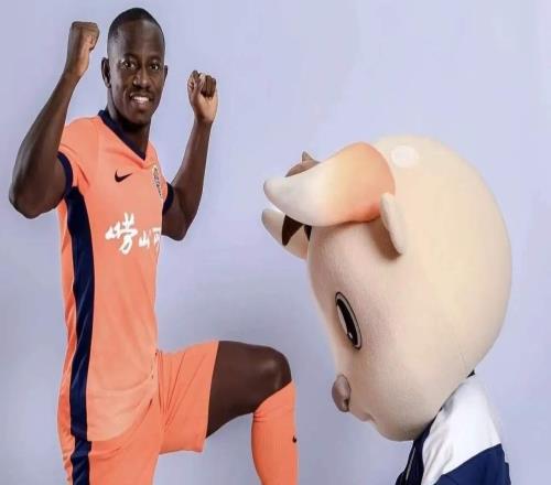 遇到大麻煩了！剛踢了一場中超，青島海牛外援就收到終身禁賽通知