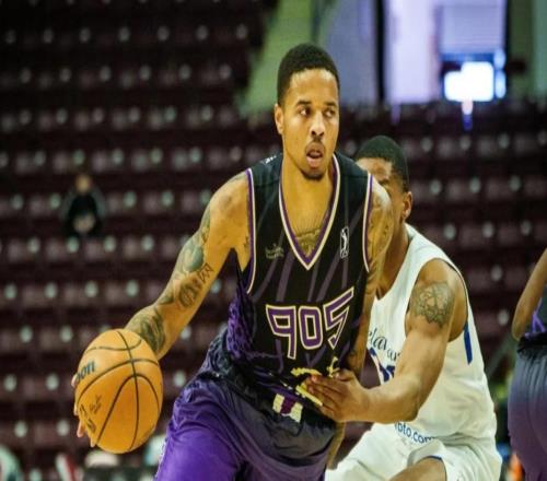 復出首秀僅得4分5助攻！前狀元后衛(wèi)真的廢了，不會回到NBA