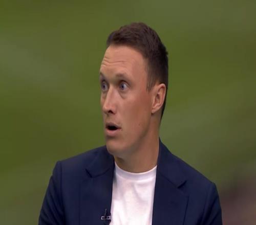 菲爾瓊斯：巴薩的經驗和攻擊力更勝一籌，能在客場戰勝紐卡