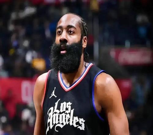 8記三分改寫騎士隊(duì)史哈登一戰(zhàn)創(chuàng)三紀(jì)錄殘陣高光難撕遇強(qiáng)則弱標(biāo)簽