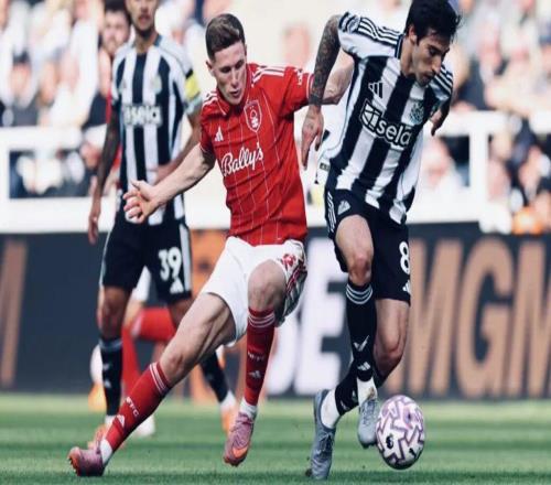 曼聯(lián)簽托納利遇皇馬爭搶，1億轉(zhuǎn)會費加20萬周薪！當年曾截胡不成