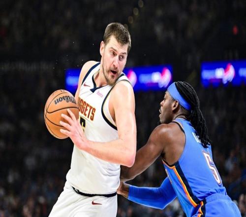 NBA連續(xù)126場20+追平張伯倫，亞歷山大直指MVP