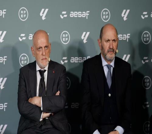 特瓦斯：不喜歡半自動越位系統(tǒng)，我們考慮在足球內(nèi)部植入芯片