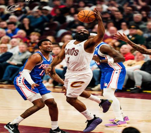 哈登21+5+5創(chuàng)NBA歷史第1神跡，還刷爆紀(jì)錄，騎士橫掃76人