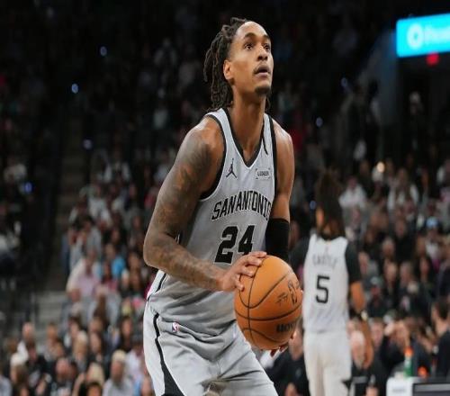 強(qiáng)力得分手甚至都沒有命中一球，但馬刺還是輕松完爆了火箭