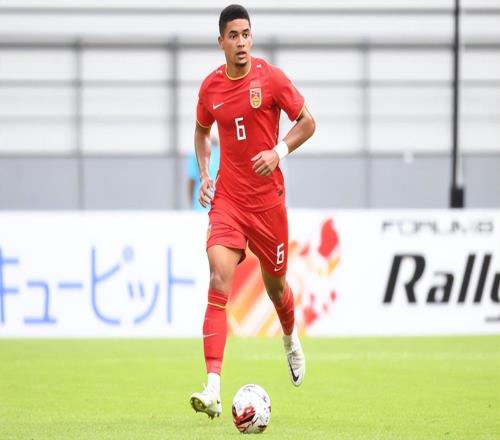 鐘義浩在河南隊(duì)表現(xiàn)不俗，邵佳一可以考慮招他進(jìn)國(guó)足，值得期待